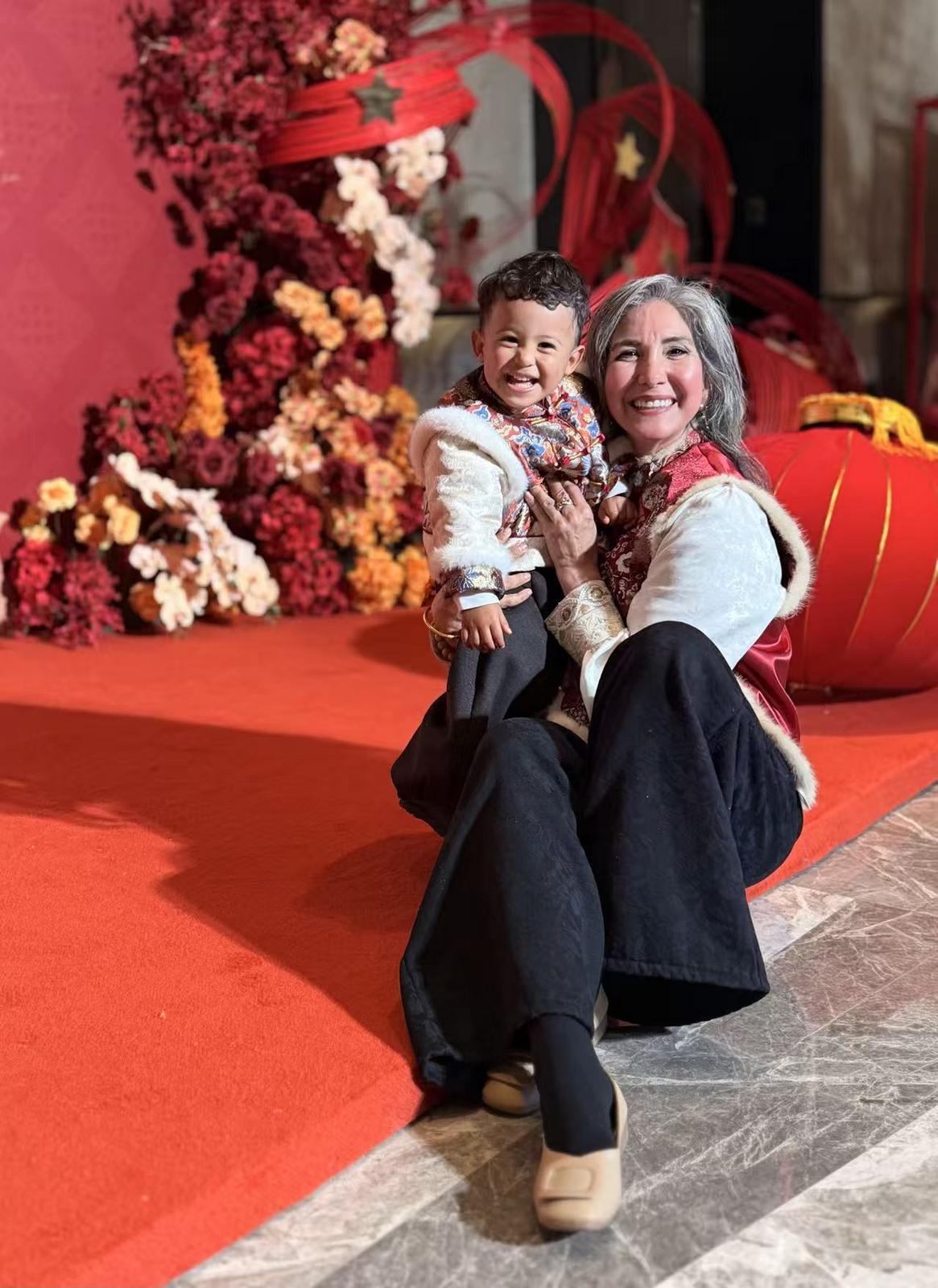 (左:Zeus 右边:Zeus妈妈) 配图5